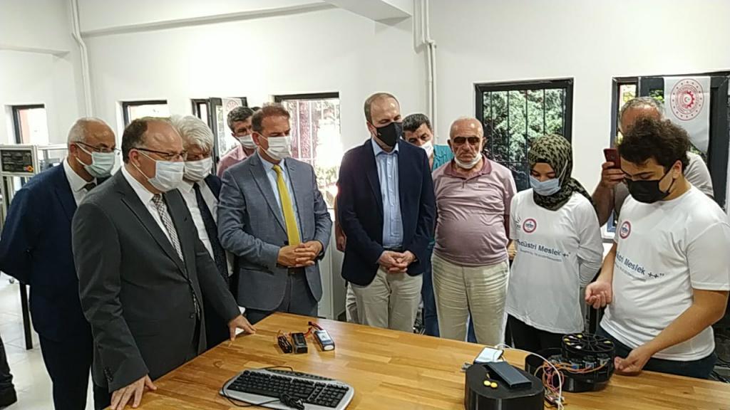 Endüstri Meslek Lisesi++ BAKKA Projemizin Açılışı Sayın Valimiz Mustafa TUTULMAZ Tarafından Yapıldı. 2
