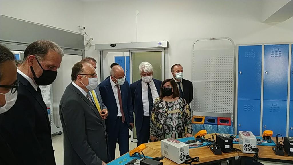 Endüstri Meslek Lisesi++ BAKKA Projemizin Açılışı Sayın Valimiz Mustafa TUTULMAZ Tarafından Yapıldı. 6